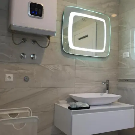 Apartment Your Panoss *