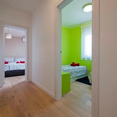 아파트 Your Panoss *