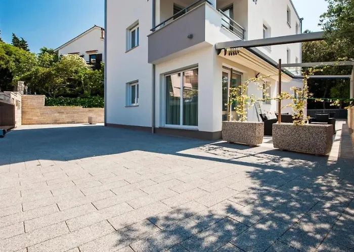 Your Panoss 아파트 로비니